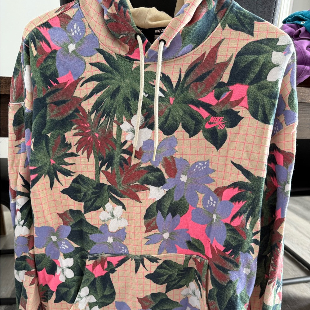 Nike hoodie
